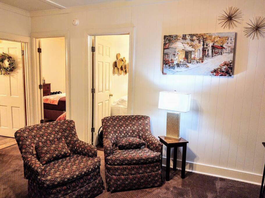 #05 - Lakefront Two Bedroom Cottage- Pet Friendly Hot Springs Dış mekan fotoğraf